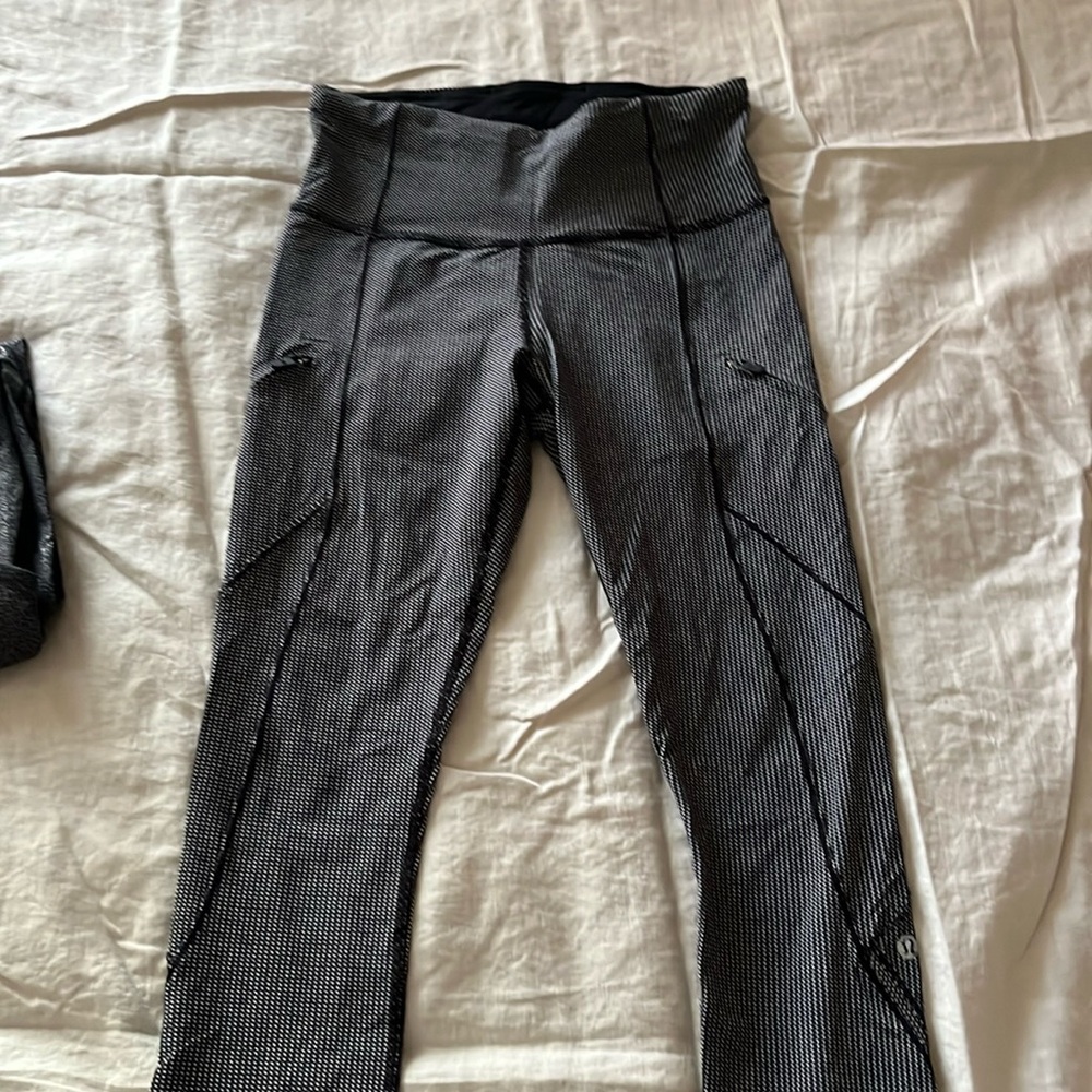 Lululemon black dot leggings